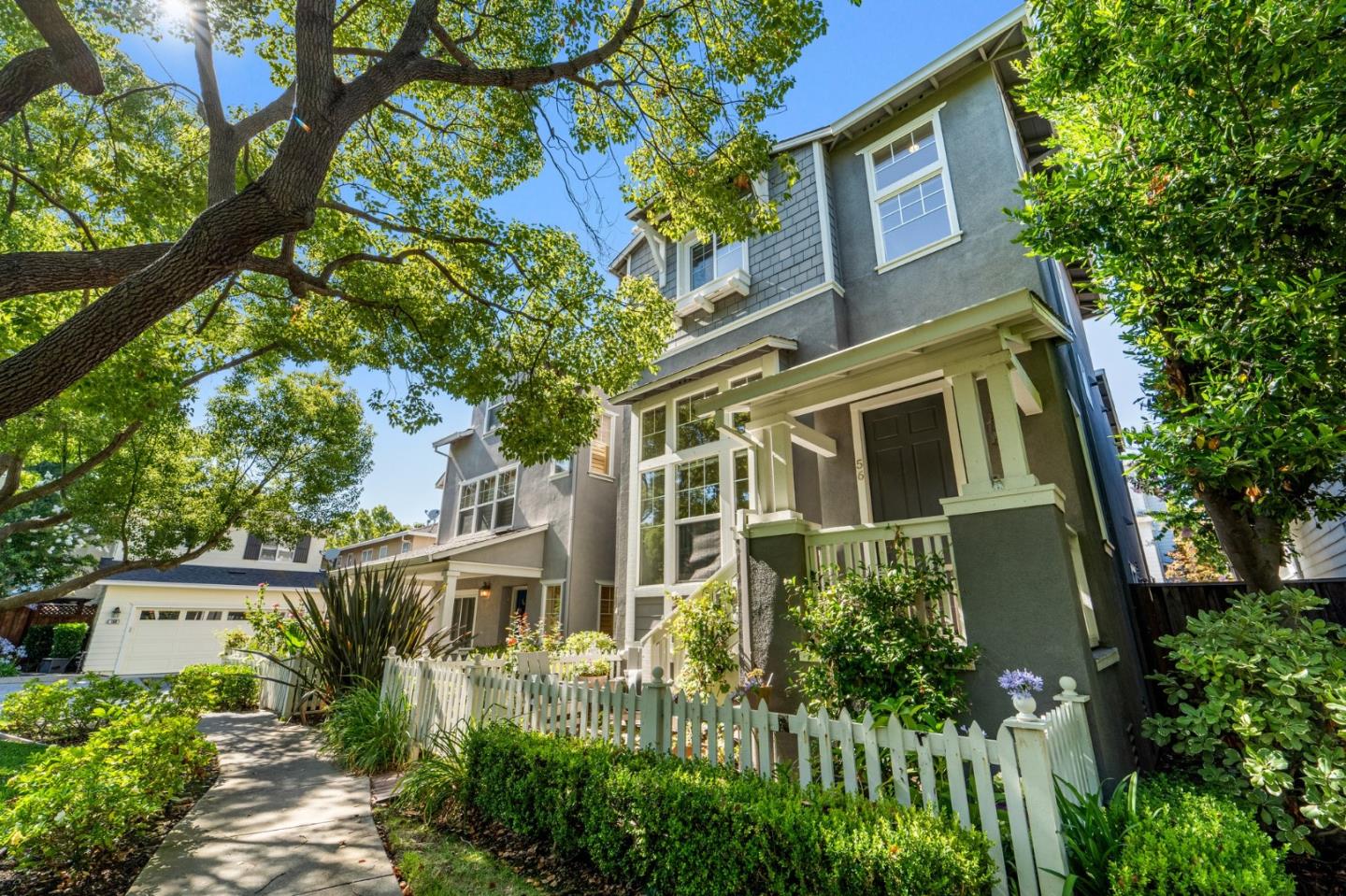 Detail Gallery Image 3 of 32 For 56 Waterford Ct, Campbell,  CA 95008 - 3 Beds | 2/1 Baths