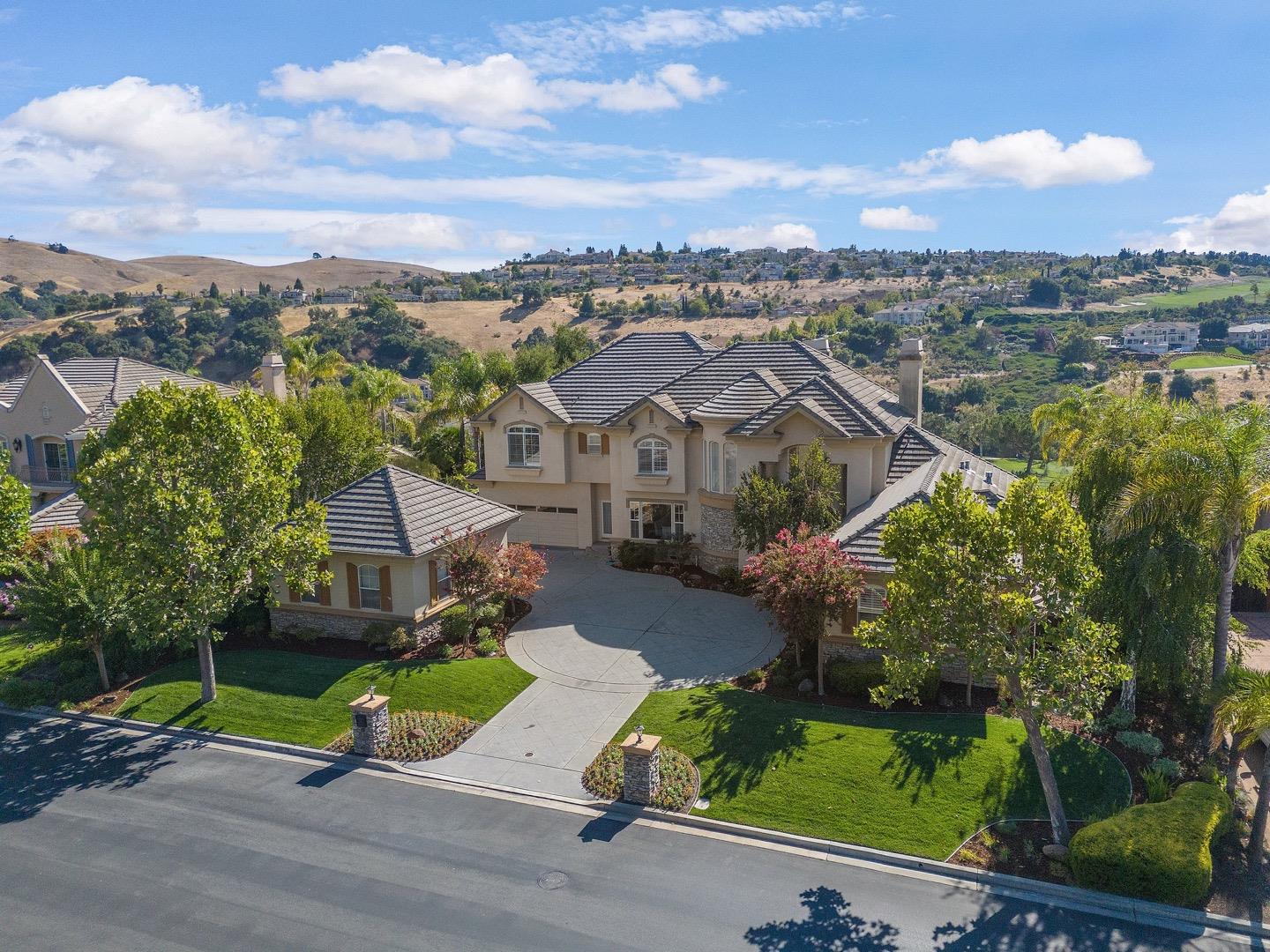 Detail Gallery Image 1 of 1 For 5878 Country Club Pkwy, San Jose,  CA 95138 - 4 Beds | 4/2 Baths