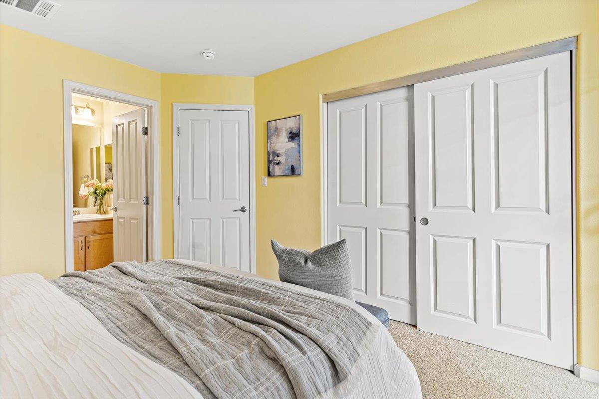 Detail Gallery Image 22 of 33 For 10287 Park Green Ln, Cupertino,  CA 95014 - 2 Beds | 2/1 Baths