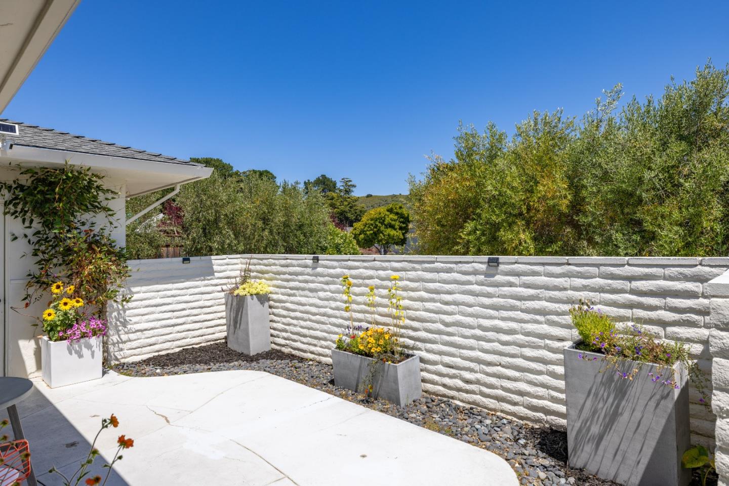 Detail Gallery Image 14 of 60 For 25800 Tierra Grande Dr, Carmel Valley,  CA 93923 - 3 Beds | 2 Baths