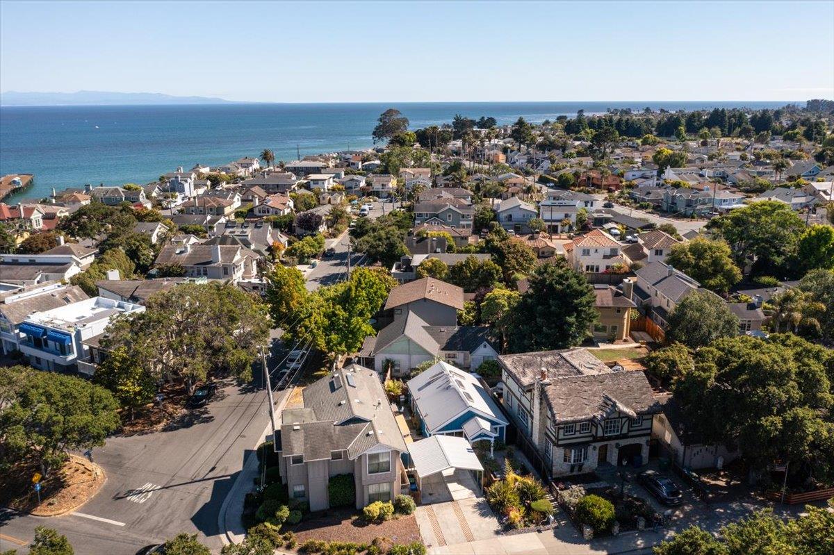 Detail Gallery Image 26 of 35 For 4980 Capitola Rd, Capitola,  CA 95010 - 3 Beds | 2 Baths