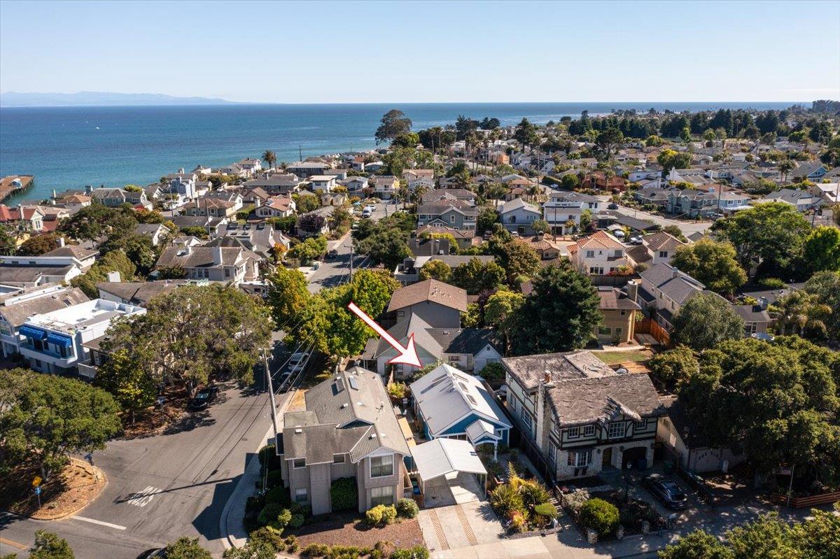 Detail Gallery Image 35 of 37 For 4980 Capitola Rd, Capitola,  CA 95010 - 3 Beds | 2 Baths