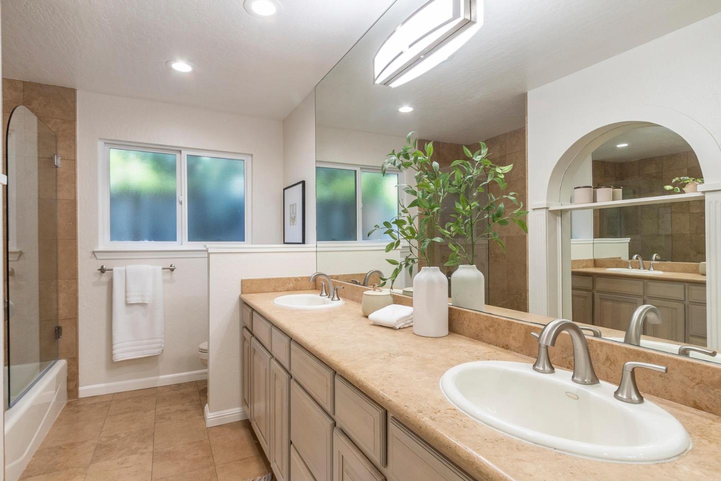 Detail Gallery Image 35 of 48 For 200 Vista De Sierra, Los Gatos,  CA 95030 - 4 Beds | 2 Baths