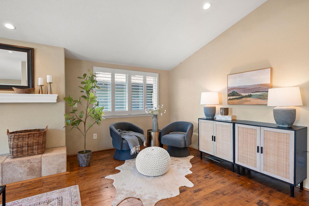 Detail Gallery Image 12 of 49 For 3639 Hardin Way, Soquel,  CA 95073 - 4 Beds | 2/1 Baths