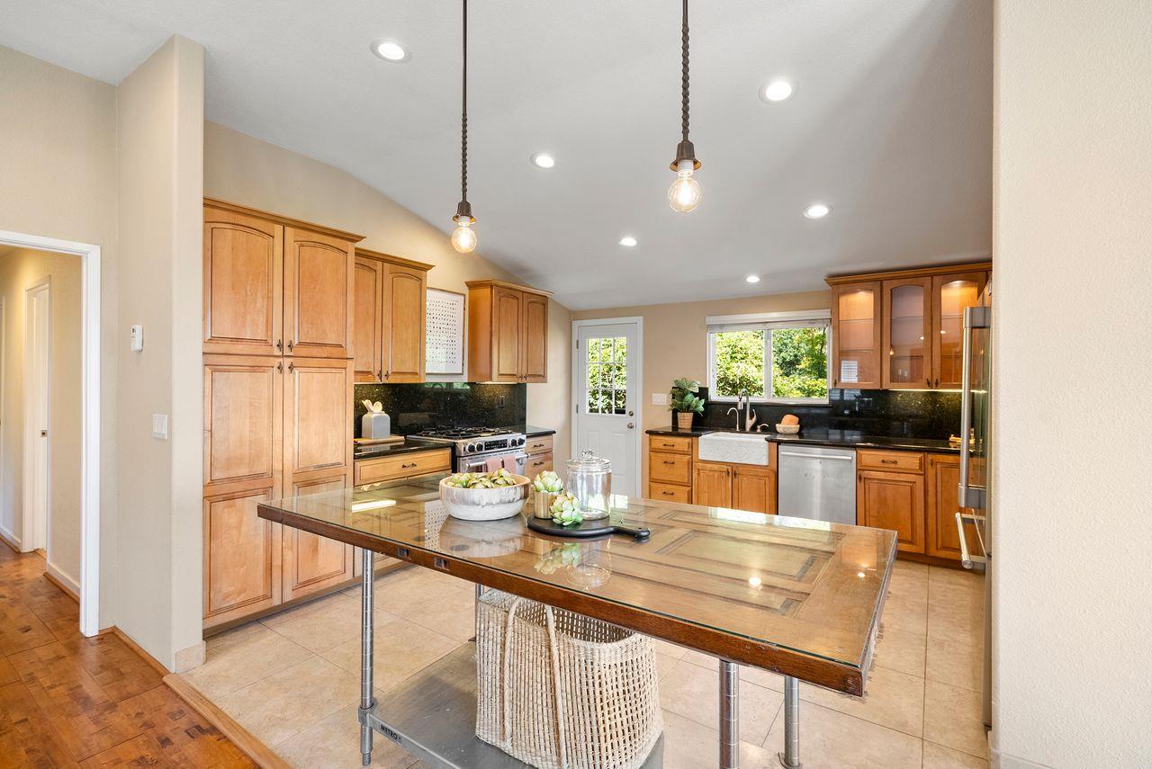 Detail Gallery Image 23 of 49 For 3639 Hardin Way, Soquel,  CA 95073 - 4 Beds | 2/1 Baths