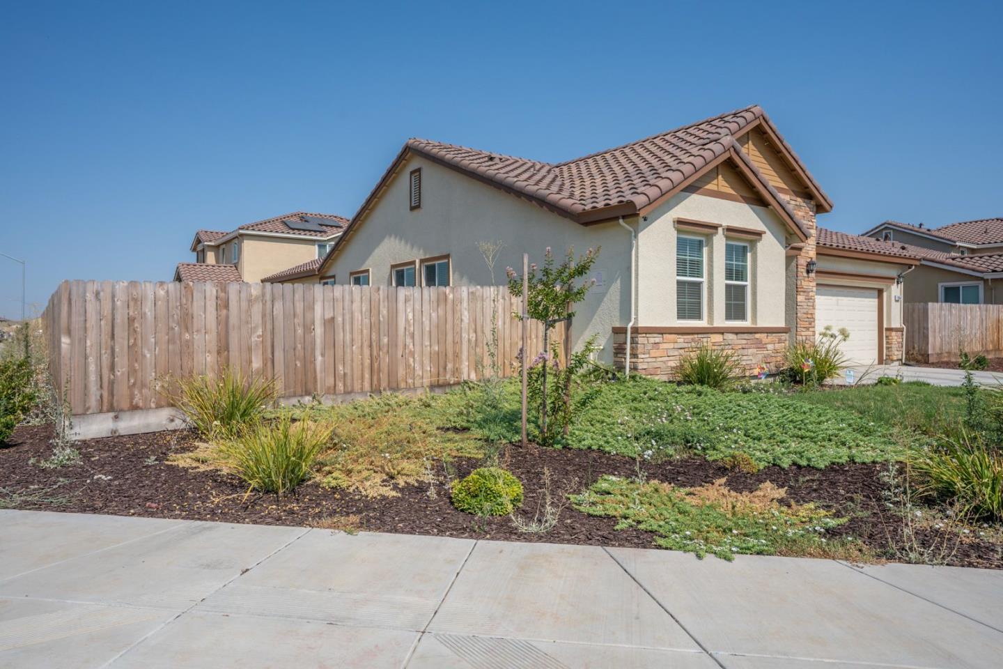 Detail Gallery Image 28 of 28 For 1964 Gus Villalta Dr, Los Banos,  CA 93635 - 4 Beds | 2 Baths