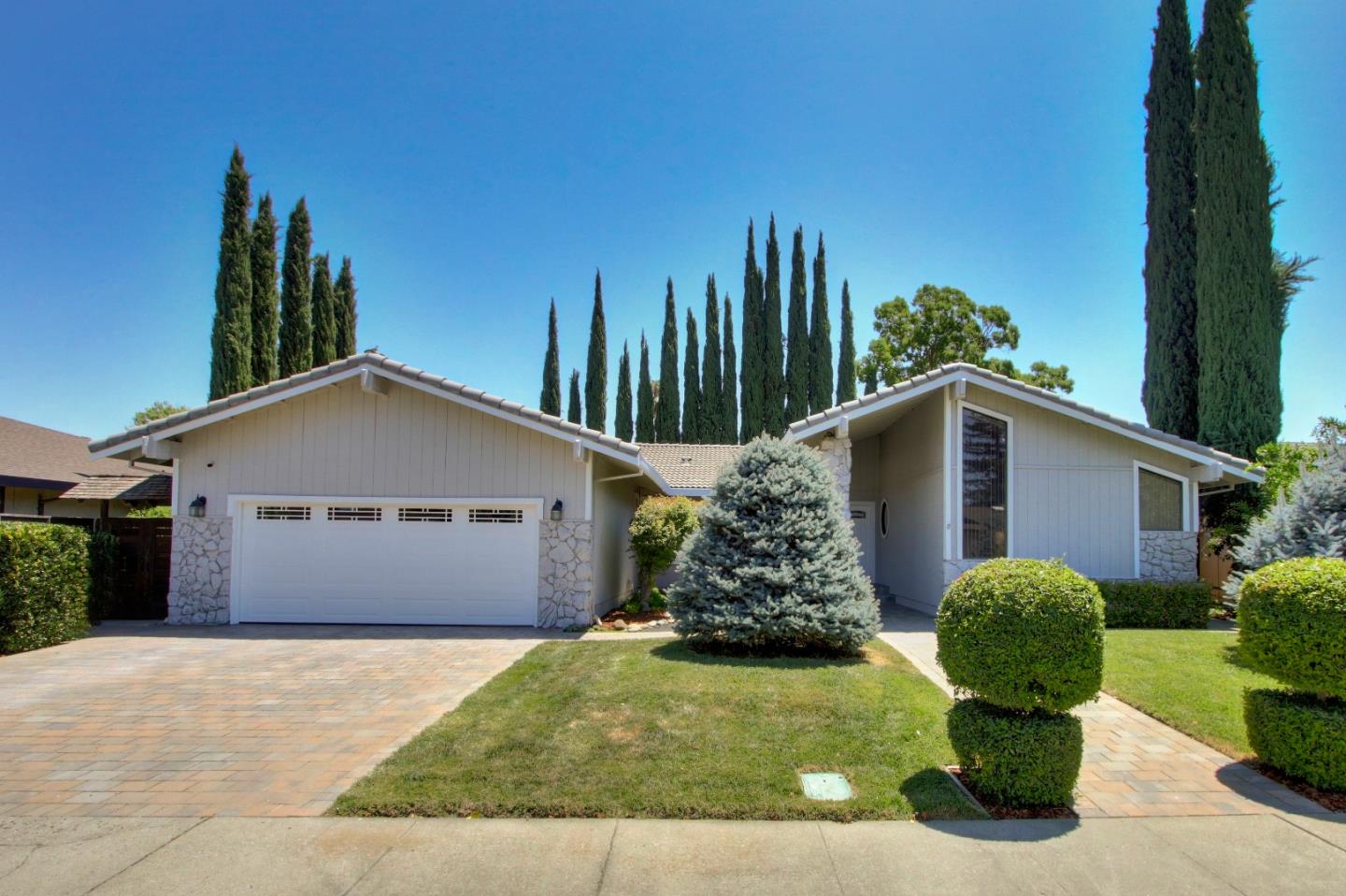 Detail Gallery Image 1 of 1 For 7109 Sherice Ct, Sacramento,  CA 95831 - 4 Beds | 3 Baths