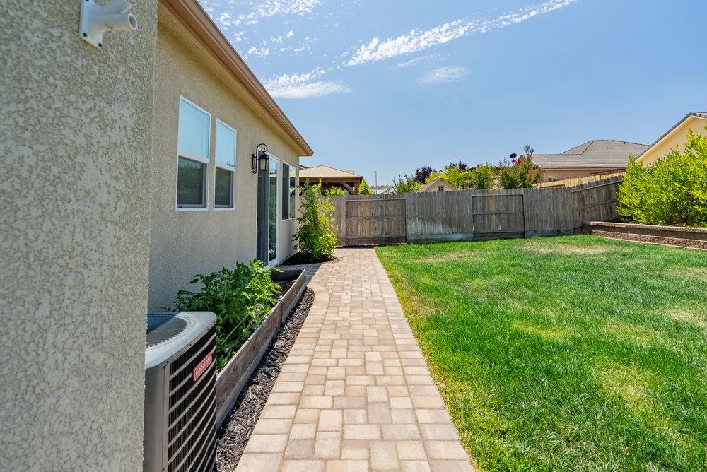 Detail Gallery Image 56 of 60 For 1548 Lily Ct, Hollister,  CA 95023 - 4 Beds | 3/1 Baths