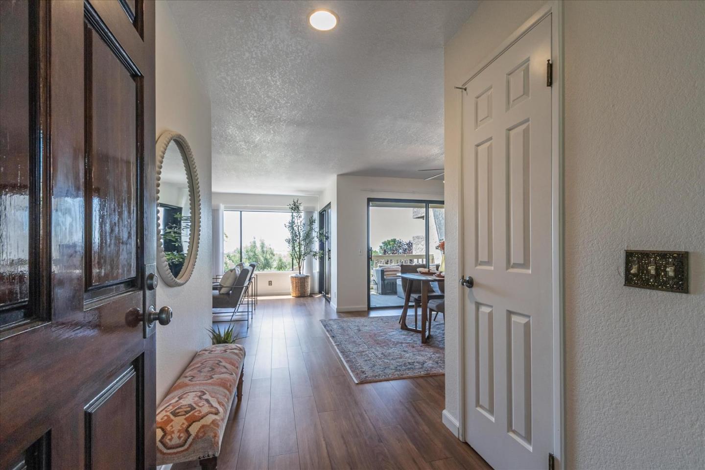 Detail Gallery Image 1 of 40 For 7335 via Laguna, San Jose,  CA 95135 - 2 Beds | 2 Baths