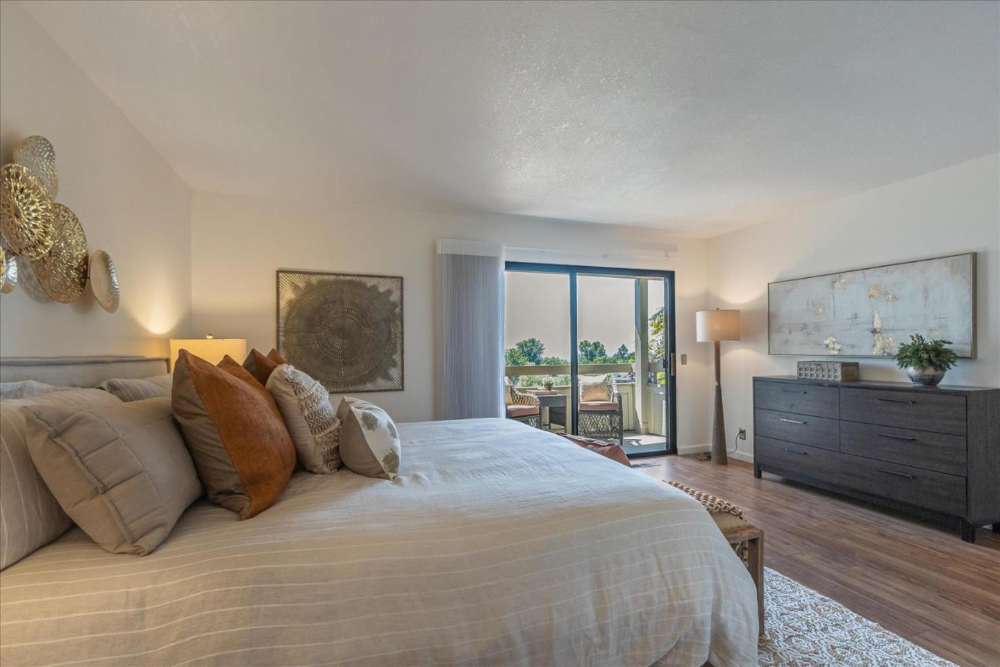 Detail Gallery Image 21 of 40 For 7335 via Laguna, San Jose,  CA 95135 - 2 Beds | 2 Baths