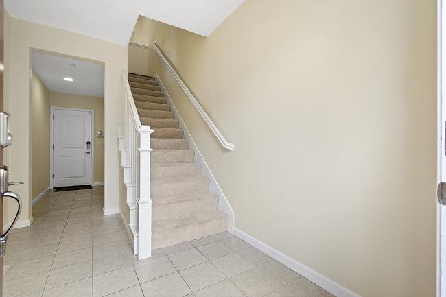 Detail Gallery Image 8 of 35 For 643 Turnbuckle Dr #1916,  Redwood City,  CA 94063 - 3 Beds | 2/1 Baths