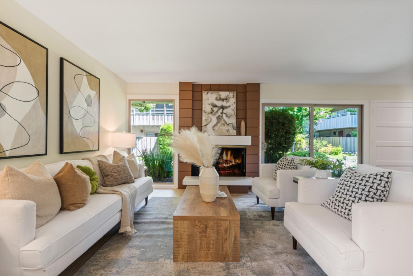 Detail Gallery Image 6 of 29 For 32 Los Altos Square, Los Altos,  CA 94022 - 2 Beds | 2 Baths