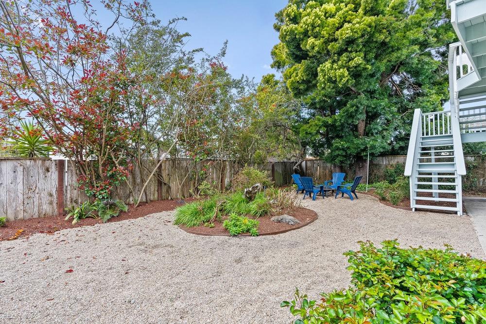 Detail Gallery Image 32 of 39 For 622 Cliff Dr, Aptos,  CA 95003 - 3 Beds | 2 Baths