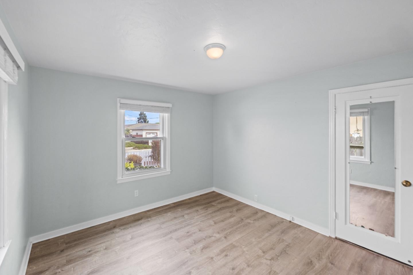 Detail Gallery Image 12 of 22 For 230 Dundee Dr, Monterey,  CA 93940 - 2 Beds | 1 Baths