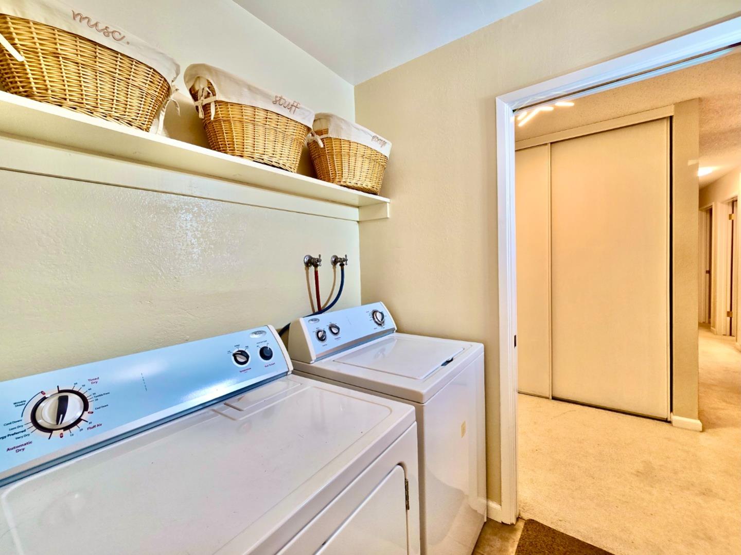 Detail Gallery Image 13 of 47 For 1033 Shell Blvd #8,  Foster City,  CA 94404 - 3 Beds | 2 Baths