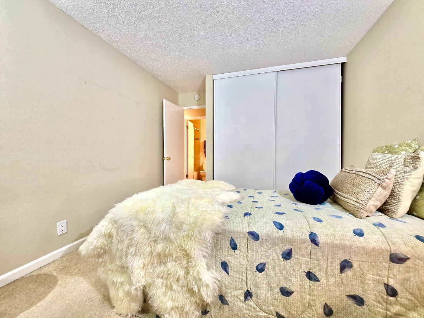 Detail Gallery Image 27 of 47 For 1033 Shell Blvd #8,  Foster City,  CA 94404 - 3 Beds | 2 Baths