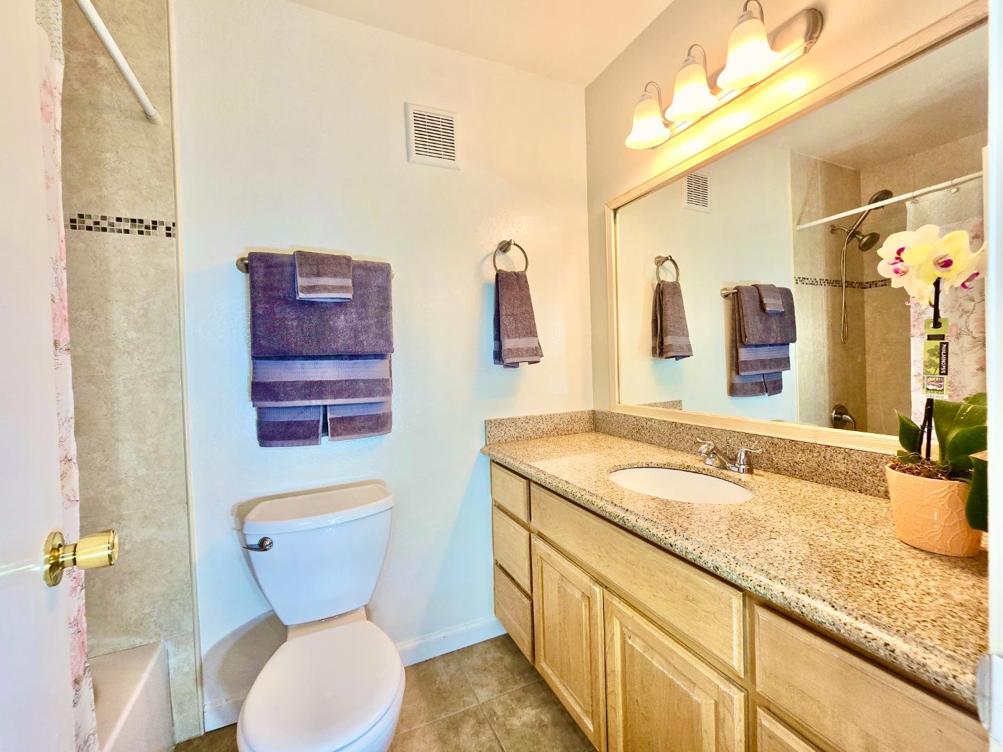 Detail Gallery Image 28 of 47 For 1033 Shell Blvd #8,  Foster City,  CA 94404 - 3 Beds | 2 Baths