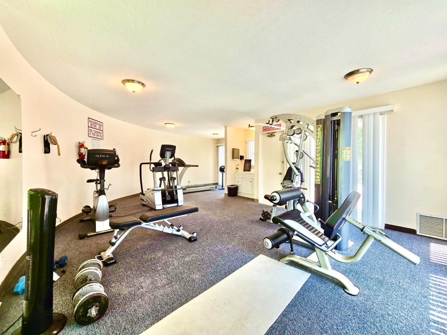 Detail Gallery Image 40 of 47 For 1033 Shell Blvd #8,  Foster City,  CA 94404 - 3 Beds | 2 Baths