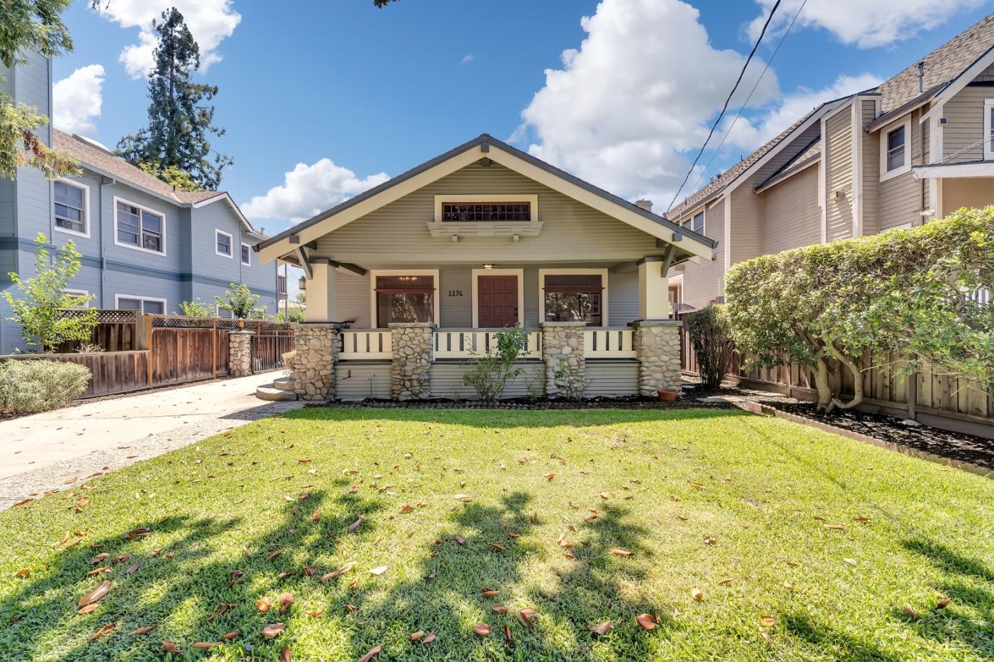 Detail Gallery Image 1 of 1 For 1176 Magnolia Ave, San Jose,  CA 95126 - 2 Beds | 1/1 Baths