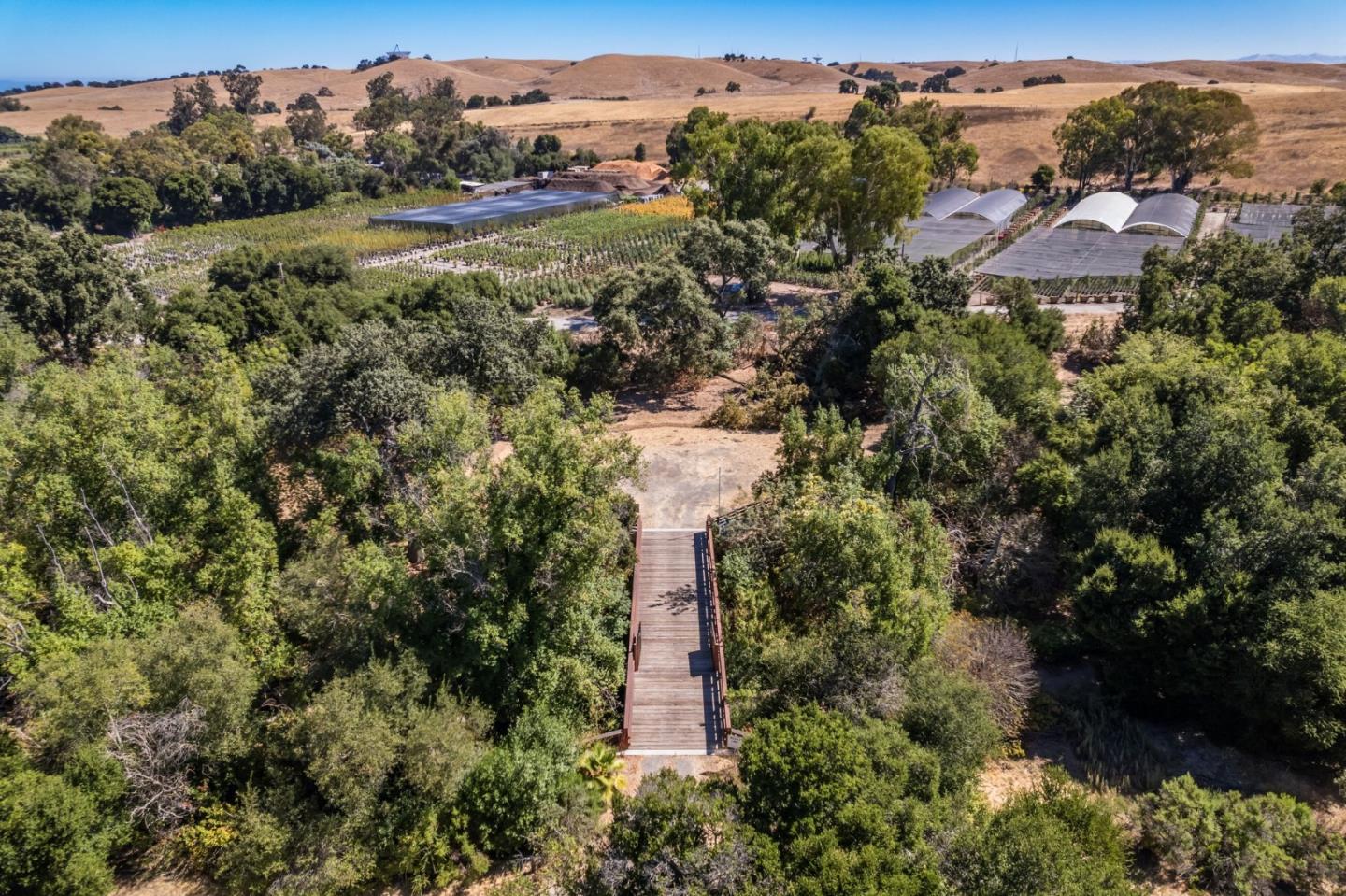 Detail Gallery Image 33 of 37 For 3343 Alpine Rd, Portola Valley,  CA 94028 - – Beds | – Baths