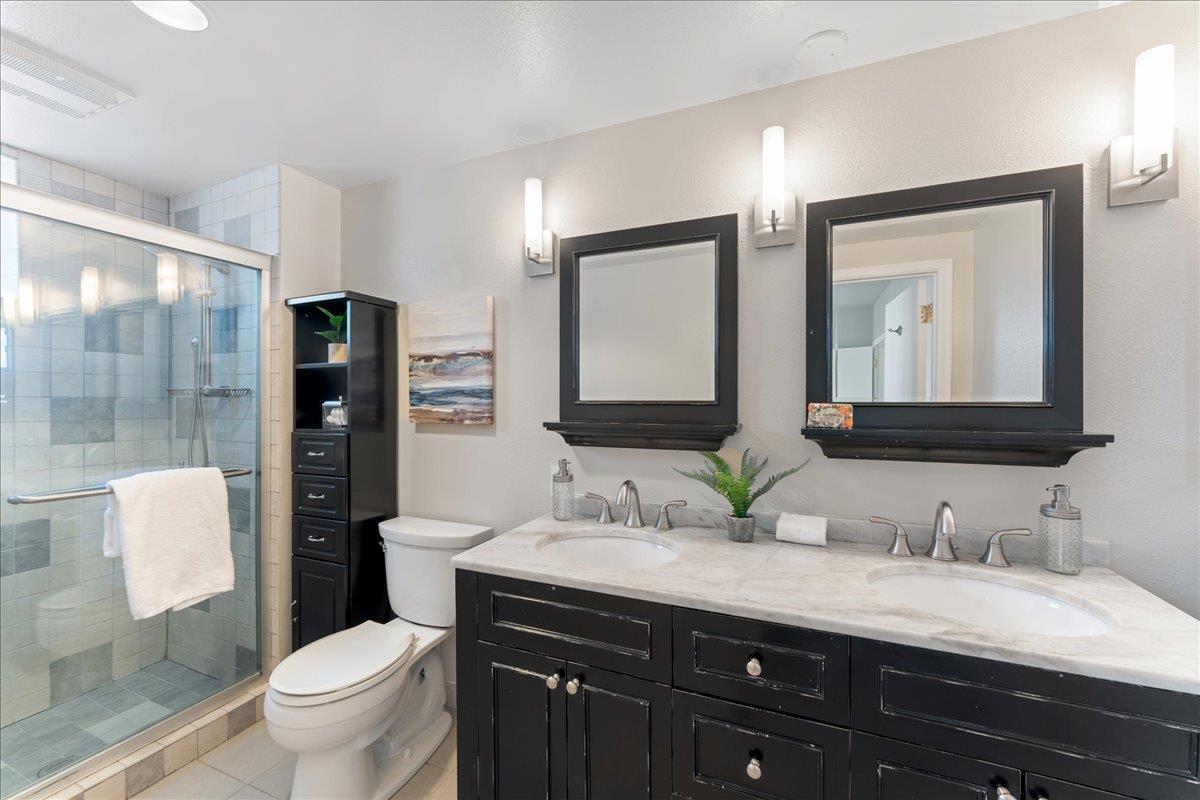 Detail Gallery Image 5 of 20 For 550 Ortega Ave #B333,  Mountain View,  CA 94040 - 2 Beds | 2 Baths