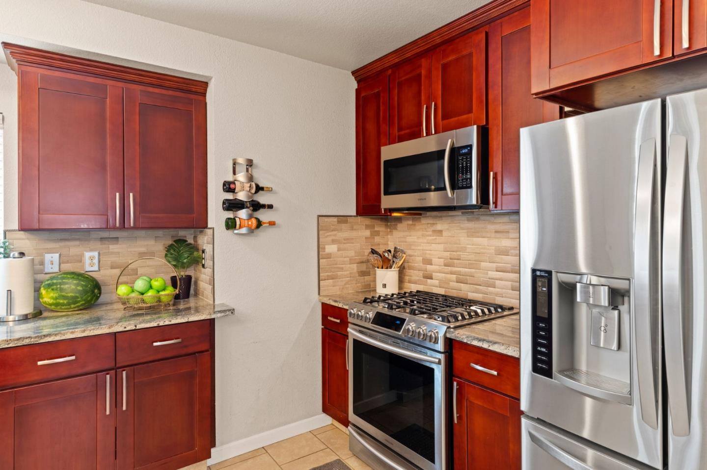 Detail Gallery Image 7 of 29 For 89 S 21st St, San Jose,  CA 95116 - 3 Beds | 2 Baths