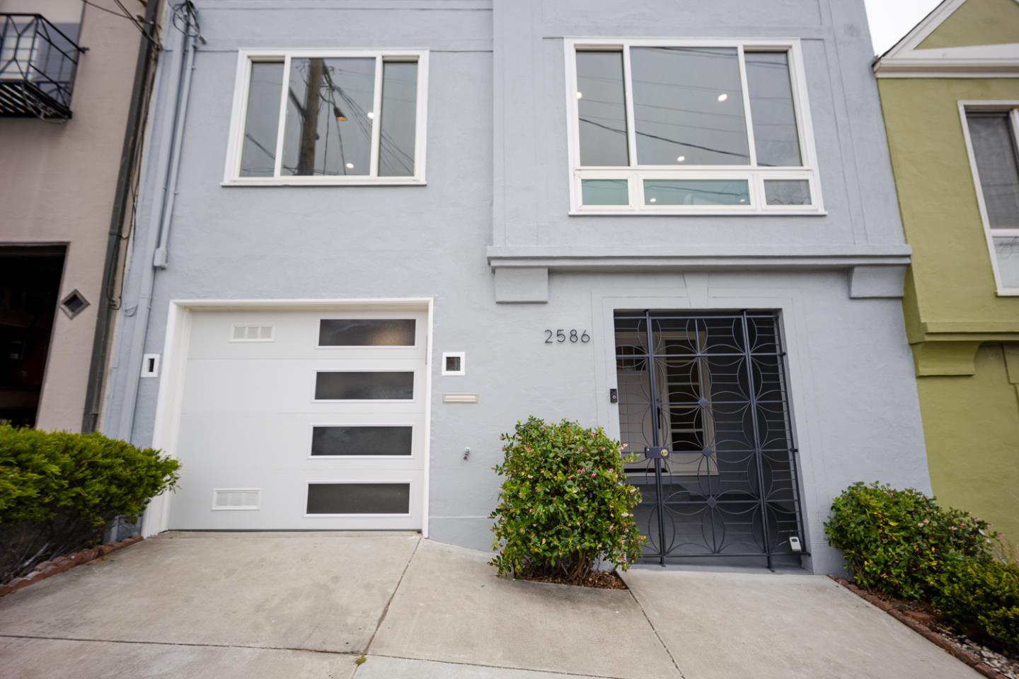 Detail Gallery Image 1 of 1 For 2586 39th Ave, San Francisco,  CA 94116 - 3 Beds | 2 Baths