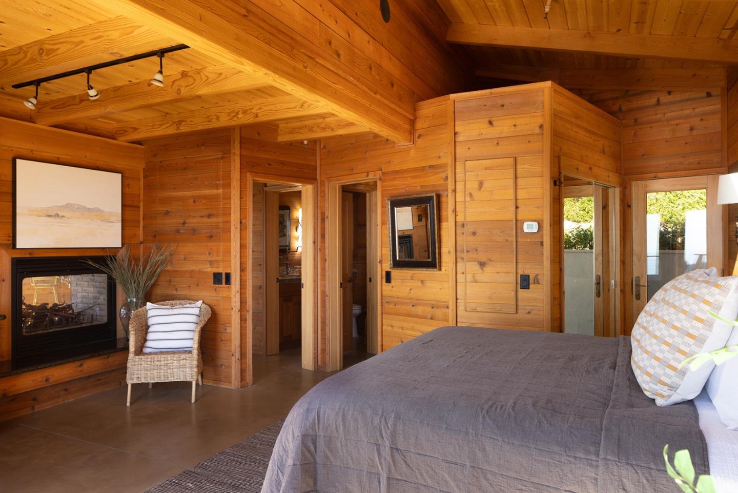 Detail Gallery Image 22 of 37 For 47600 Coast Ridge Rd, Big Sur Coast,  CA 93920 - 2 Beds | 2 Baths