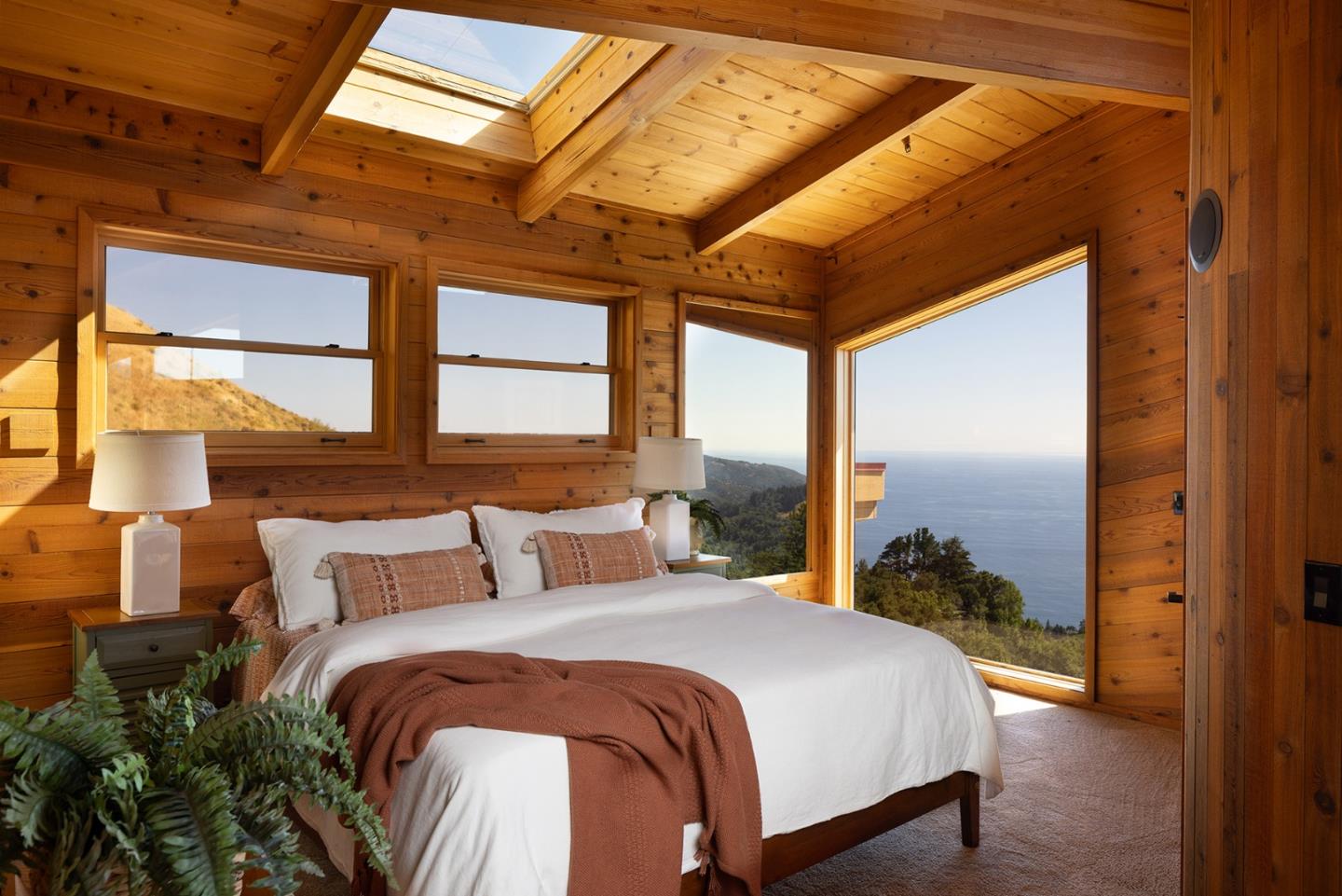 Detail Gallery Image 26 of 37 For 47600 Coast Ridge Rd, Big Sur Coast,  CA 93920 - 2 Beds | 2 Baths