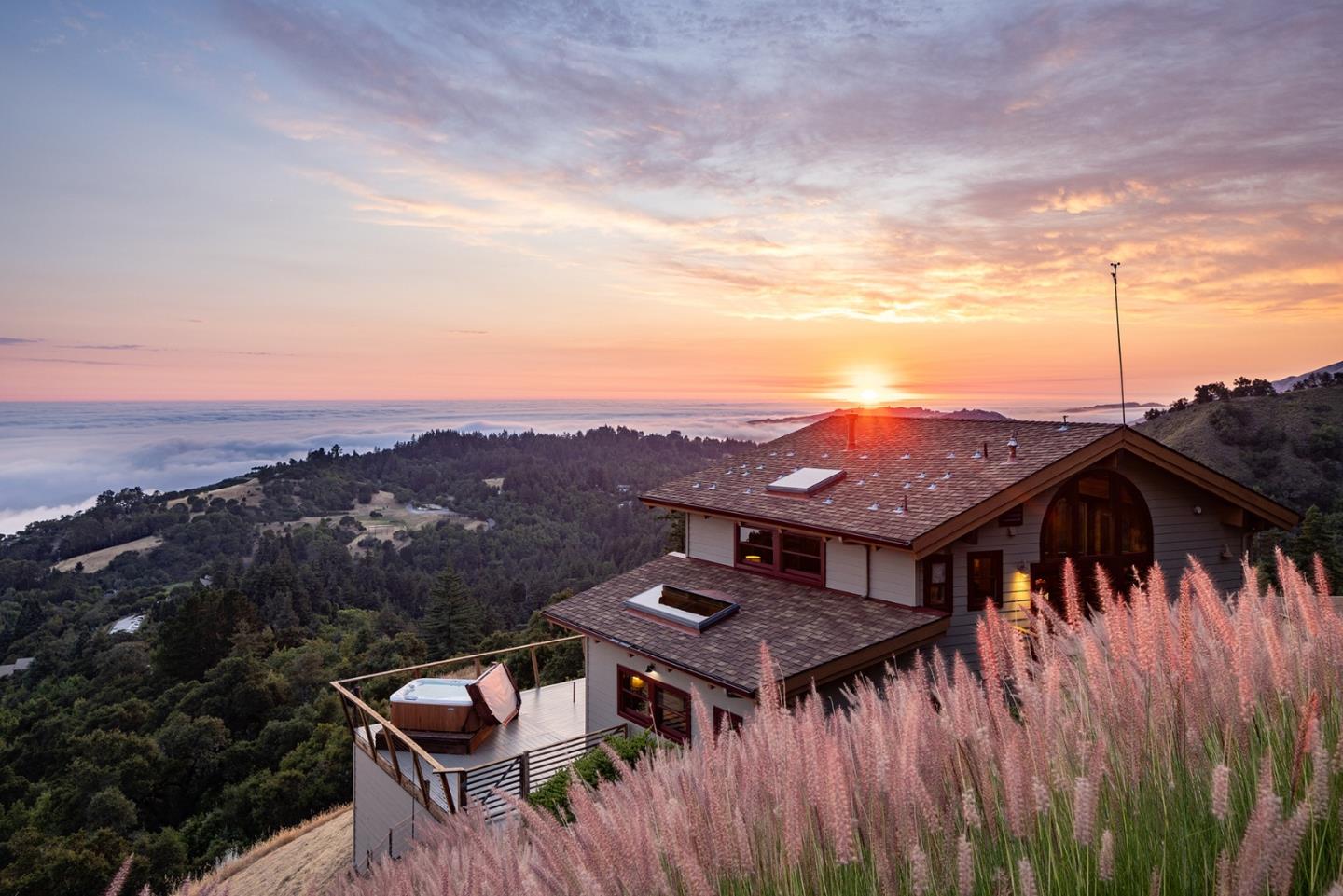 Detail Gallery Image 3 of 37 For 47600 Coast Ridge Rd, Big Sur,  CA 93920 - 2 Beds | 2 Baths