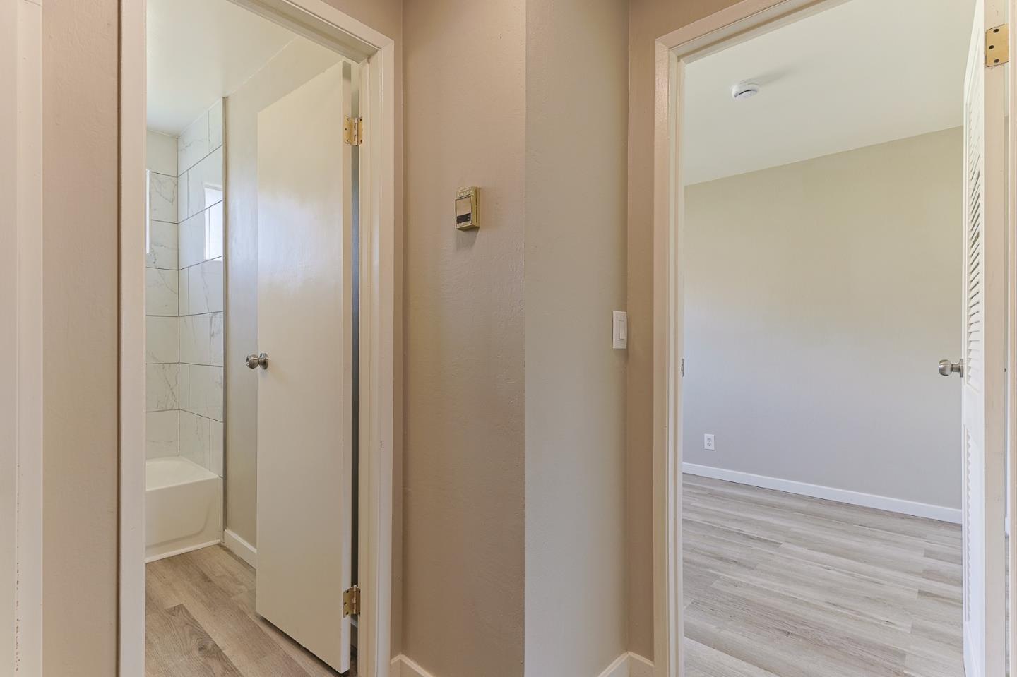 Detail Gallery Image 13 of 21 For 320 Carmel Ave #3,  Marina,  CA 93933 - 2 Beds | 1/1 Baths