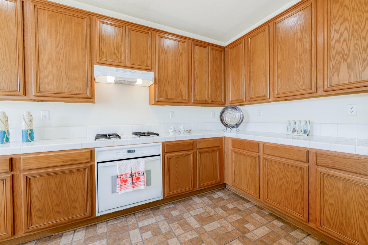 Detail Gallery Image 23 of 49 For 17392 Ferndale St, Lathrop,  CA 95330 - 4 Beds | 2/1 Baths