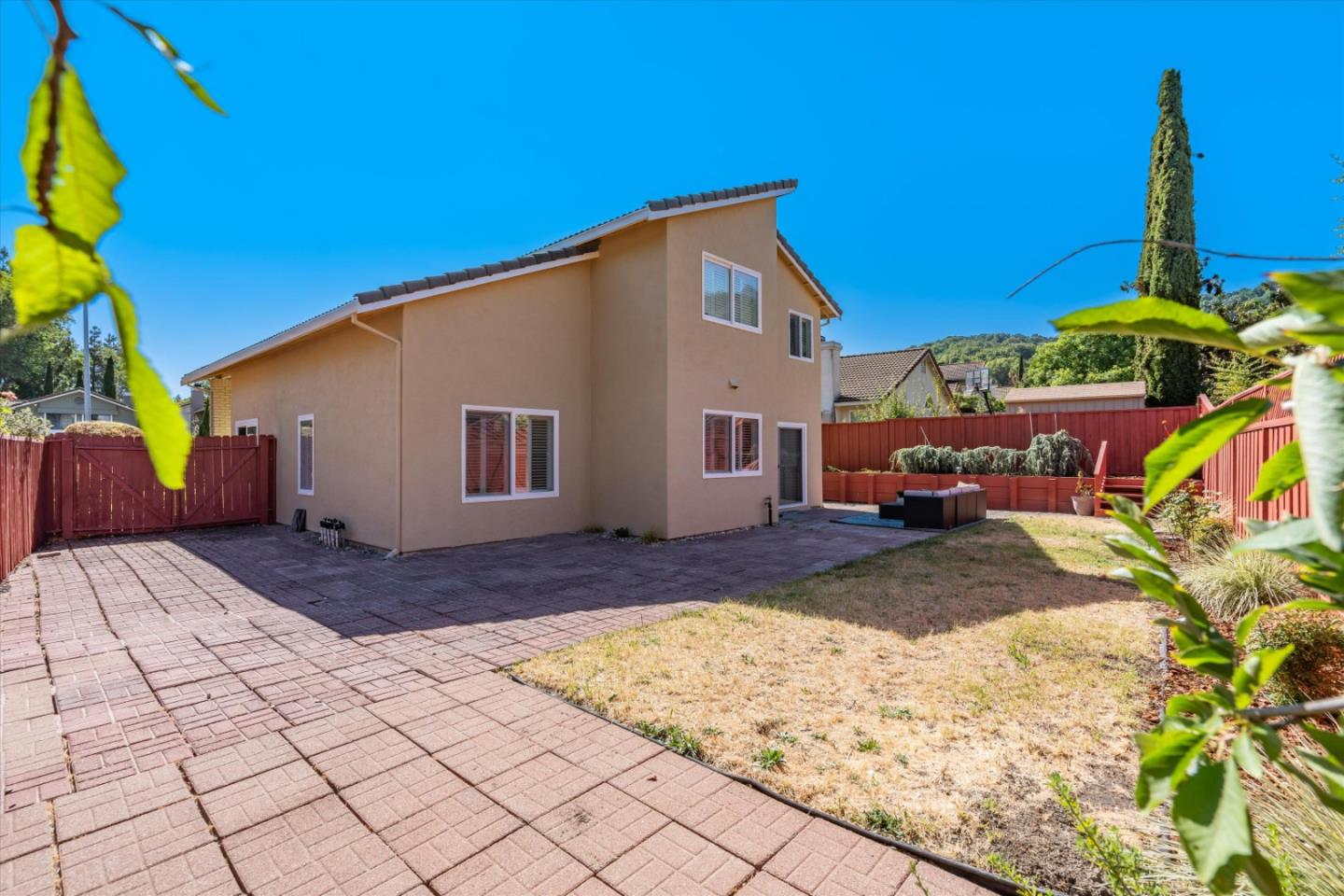 Detail Gallery Image 39 of 40 For 5595 Cerro Norte, El Sobrante,  CA 94803 - 4 Beds | 2/1 Baths