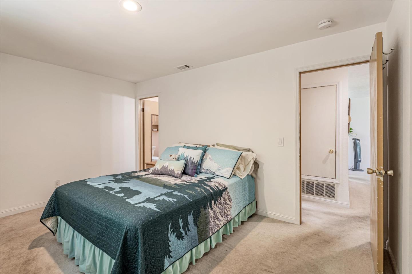 Detail Gallery Image 23 of 33 For 510 Lanfair Cir, San Jose,  CA 95136 - 2 Beds | 2 Baths