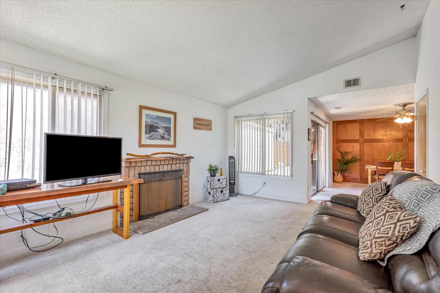 Detail Gallery Image 7 of 33 For 510 Lanfair Cir, San Jose,  CA 95136 - 2 Beds | 2 Baths