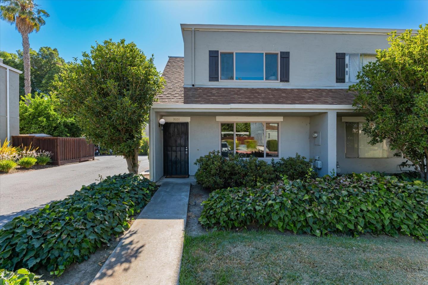 Detail Gallery Image 1 of 1 For 3101 Ivygate Ln, San Jose,  CA 95136 - 3 Beds | 1/1 Baths