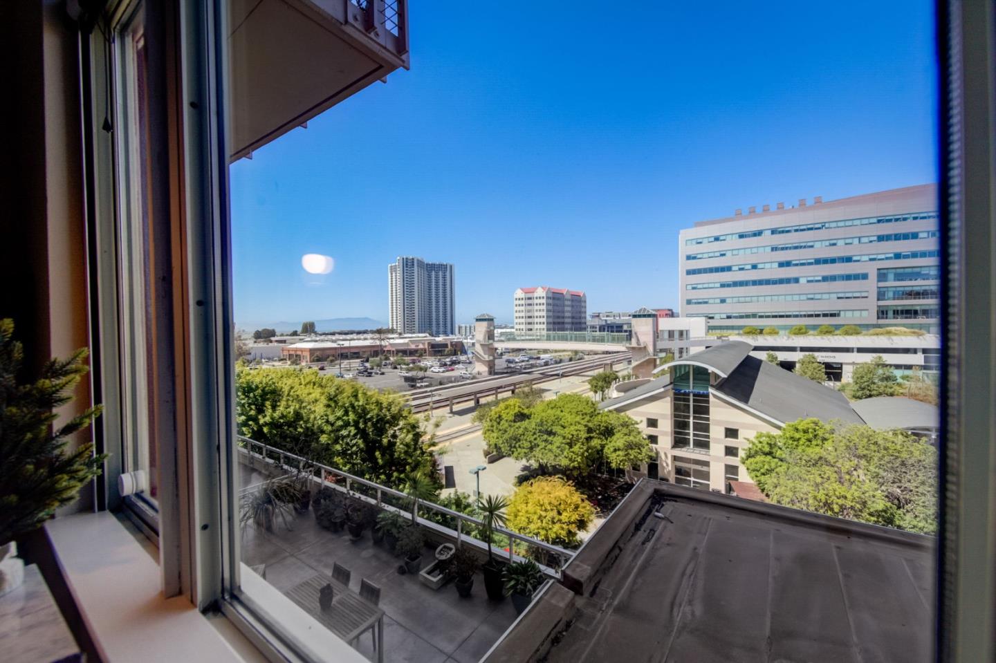 Detail Gallery Image 16 of 37 For 5855 Horton St #507,  Emeryville,  CA 94608 - 1 Beds | 1 Baths