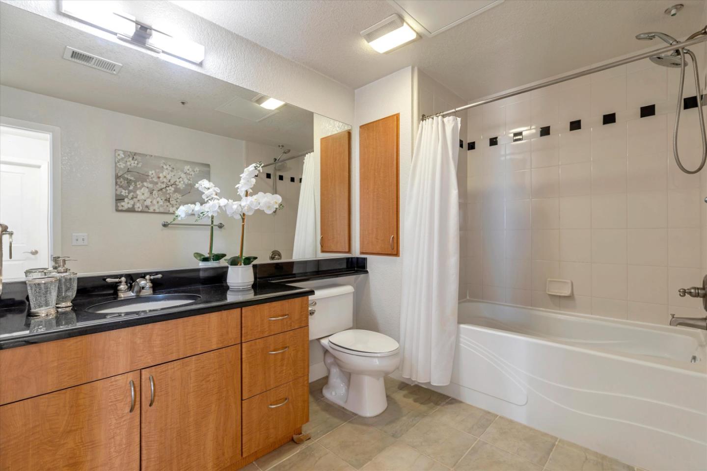 Detail Gallery Image 19 of 25 For 20488 Stevens Creek Blvd #1818,  Cupertino,  CA 95014 - 1 Beds | 1 Baths