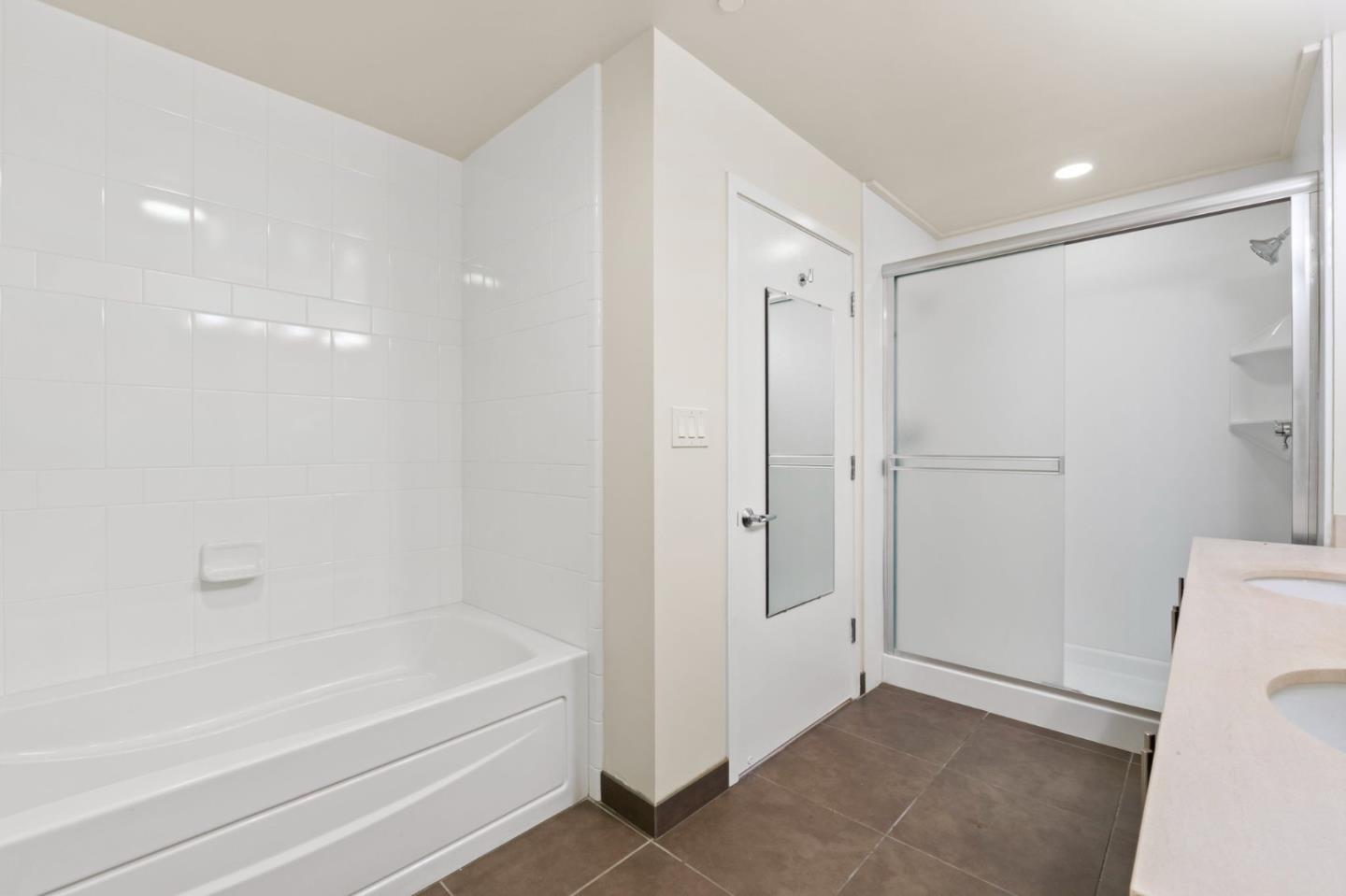 Detail Gallery Image 30 of 80 For 88 E San Fernando St #301,  San Jose,  CA 95113 - 2 Beds | 2/1 Baths