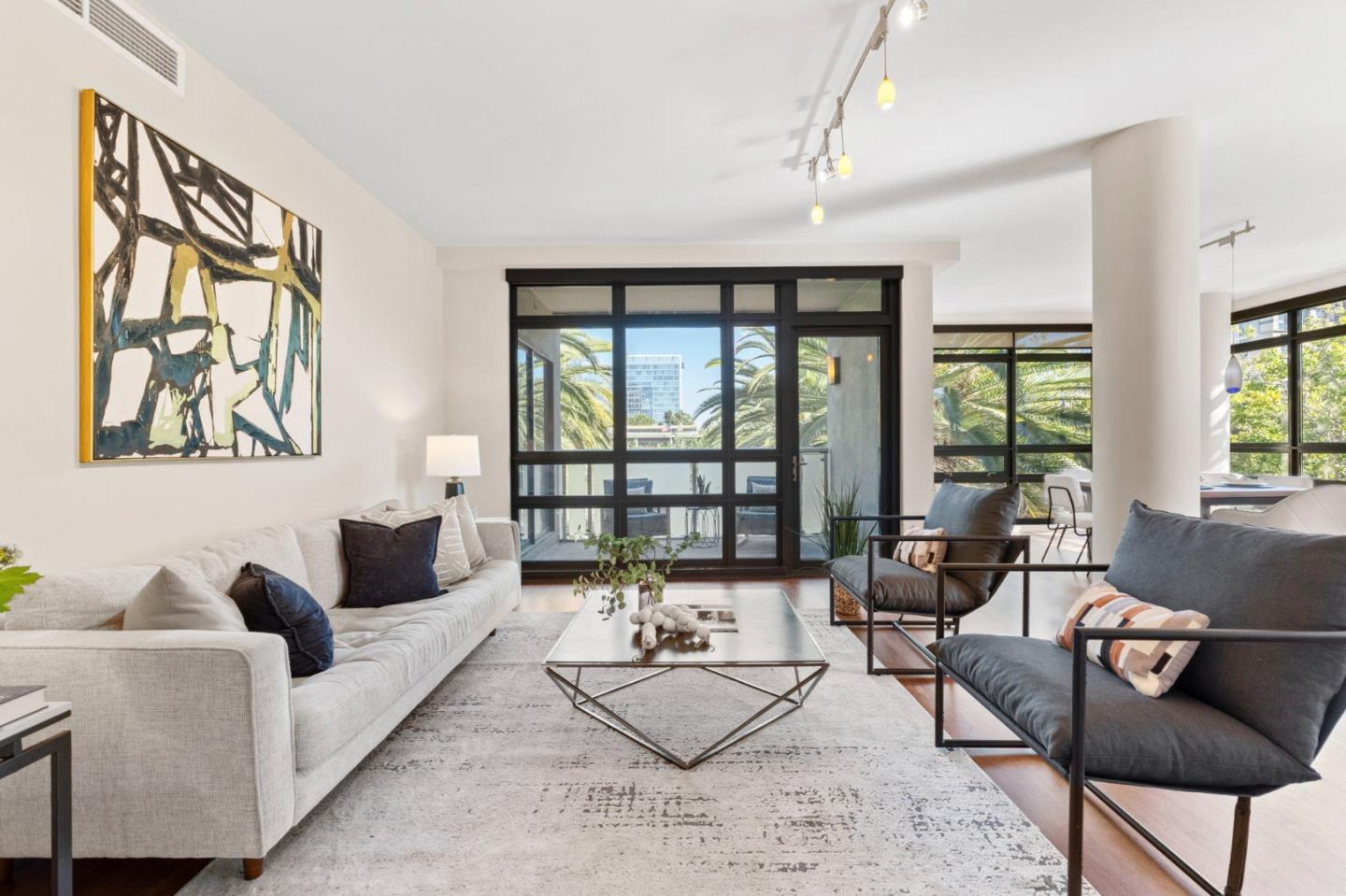 Detail Gallery Image 9 of 80 For 88 E San Fernando St #301,  San Jose,  CA 95113 - 2 Beds | 2/1 Baths