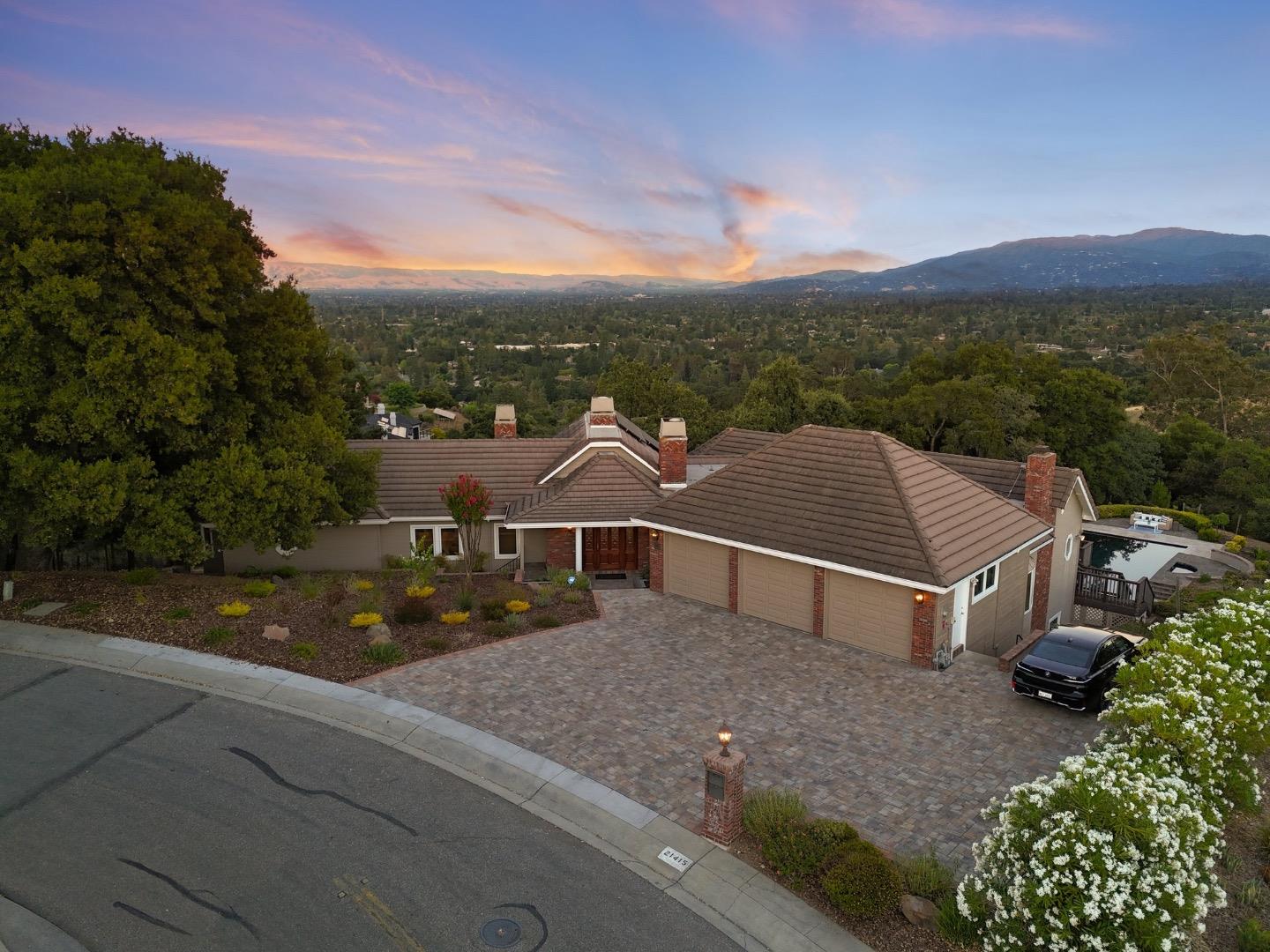 Detail Gallery Image 36 of 40 For 21415 Continental Cir, Saratoga,  CA 95070 - 4 Beds | 3/1 Baths