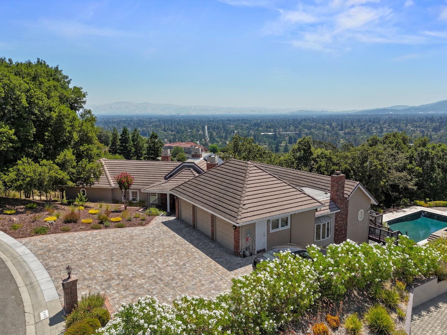 Detail Gallery Image 37 of 40 For 21415 Continental Cir, Saratoga,  CA 95070 - 4 Beds | 3/1 Baths