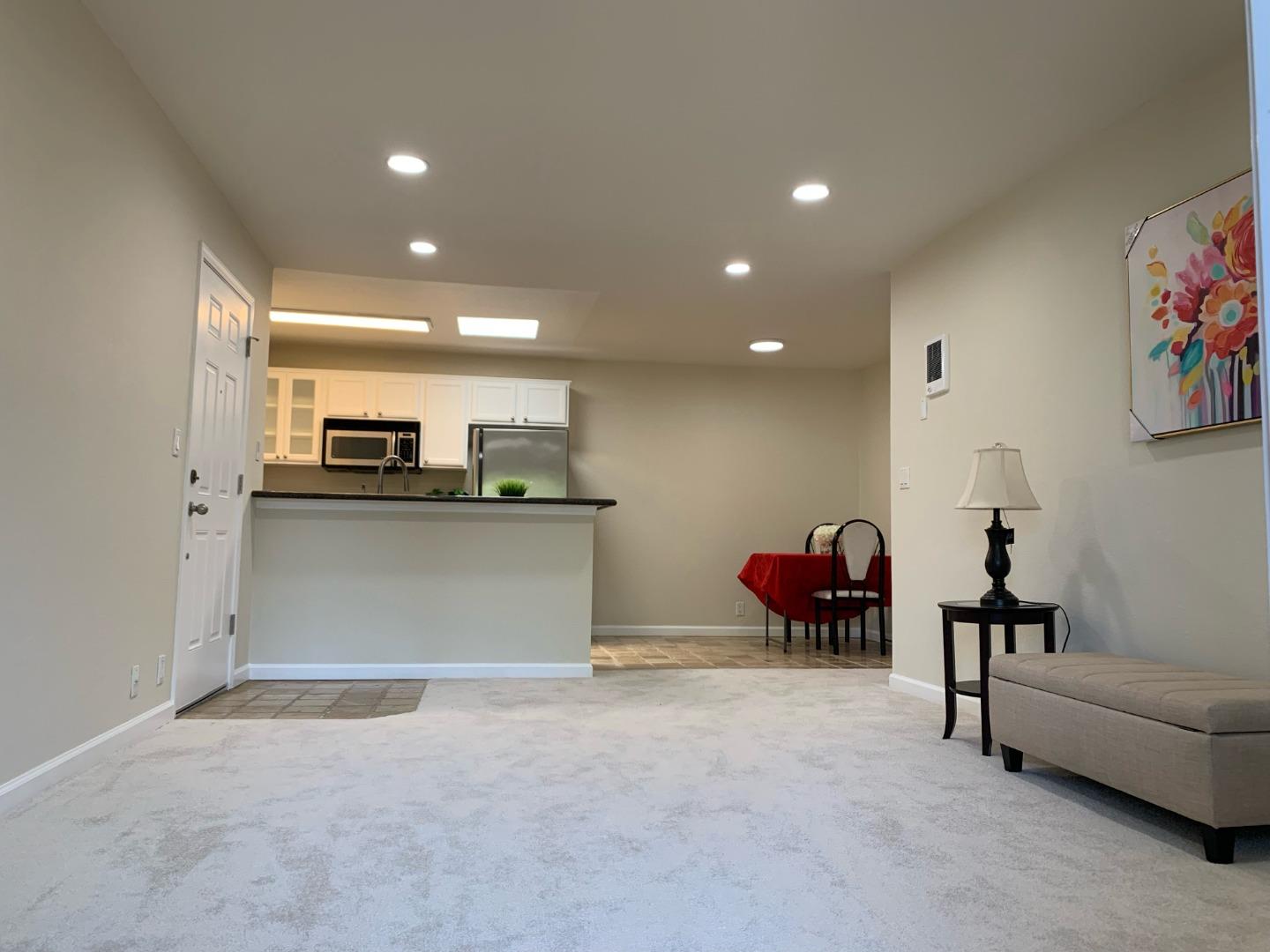 Detail Gallery Image 4 of 40 For 480 Dempsey Rd #283,  Milpitas,  CA 95035 - 1 Beds | 1 Baths