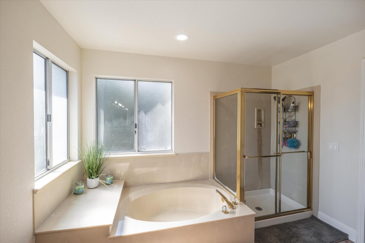 Detail Gallery Image 15 of 18 For 1705 Hudson Way, Tracy,  CA 95376 - 4 Beds | 2/1 Baths