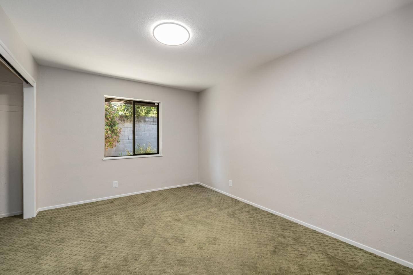 Detail Gallery Image 42 of 64 For 680 Graham Hill Rd, Santa Cruz,  CA 95060 - 3 Beds | 1/1 Baths