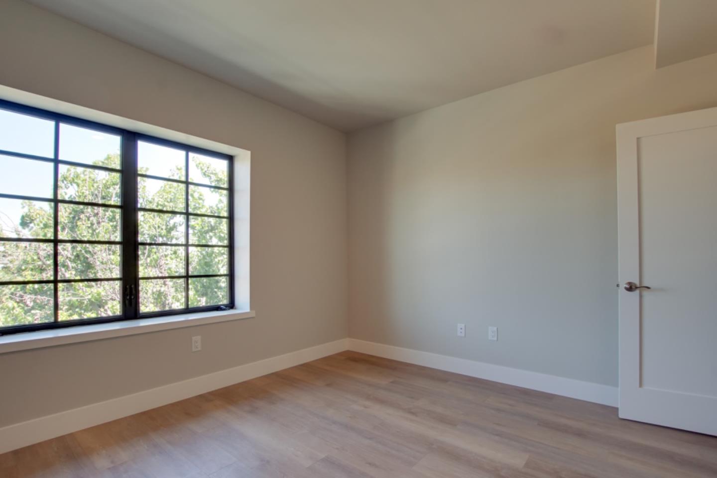 Detail Gallery Image 7 of 15 For 400 San Benito St #301,  Hollister,  CA 95023 - 2 Beds | 1 Baths