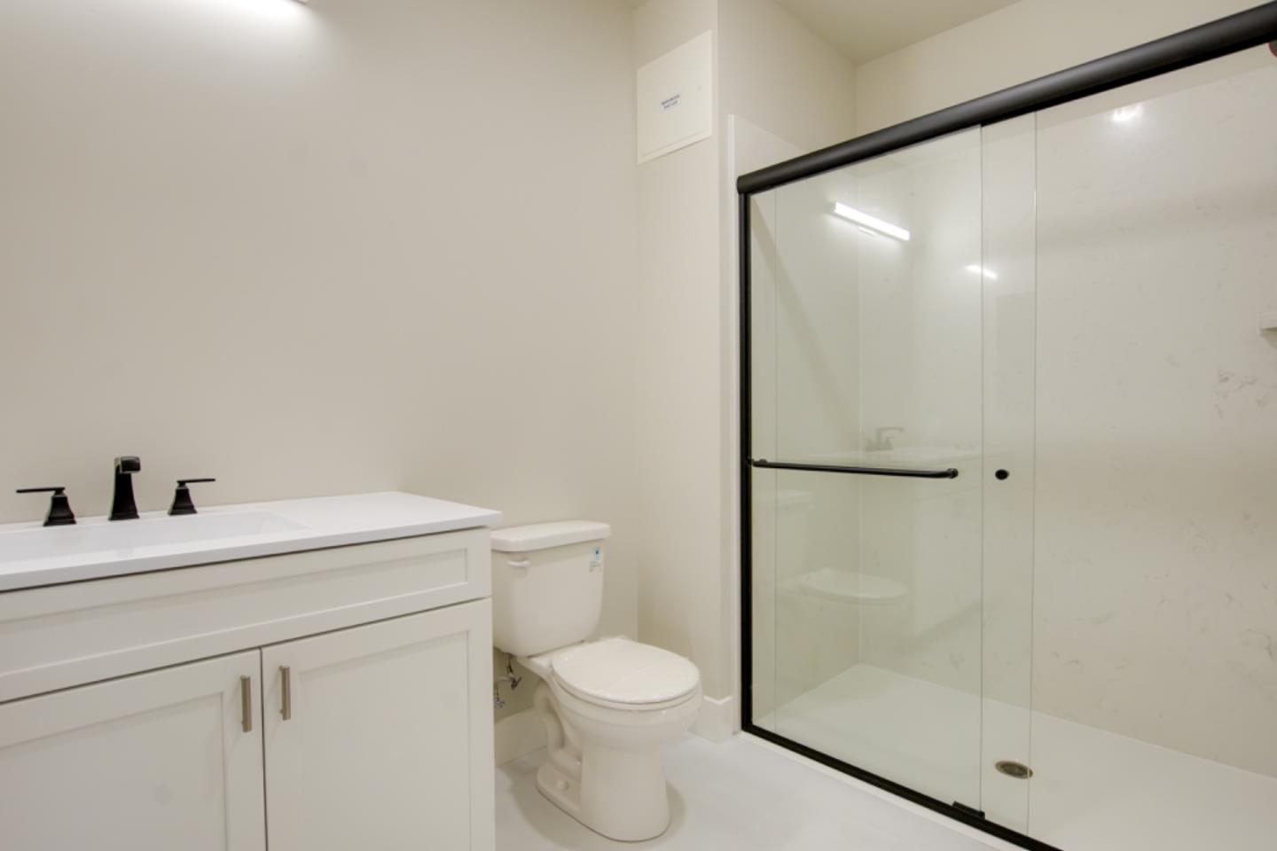 Detail Gallery Image 9 of 14 For 400 San Benito St #309,  Hollister,  CA 95023 - 1 Beds | 1 Baths