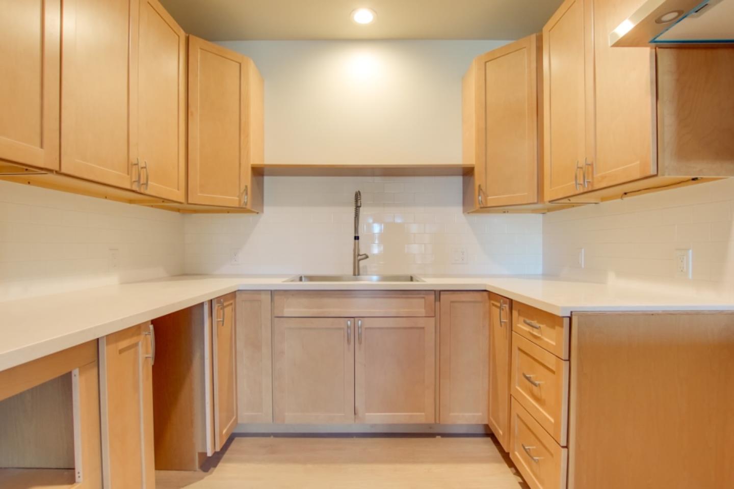 Detail Gallery Image 9 of 16 For 400 San Benito St #312,  Hollister,  CA 95023 - 2 Beds | 1 Baths