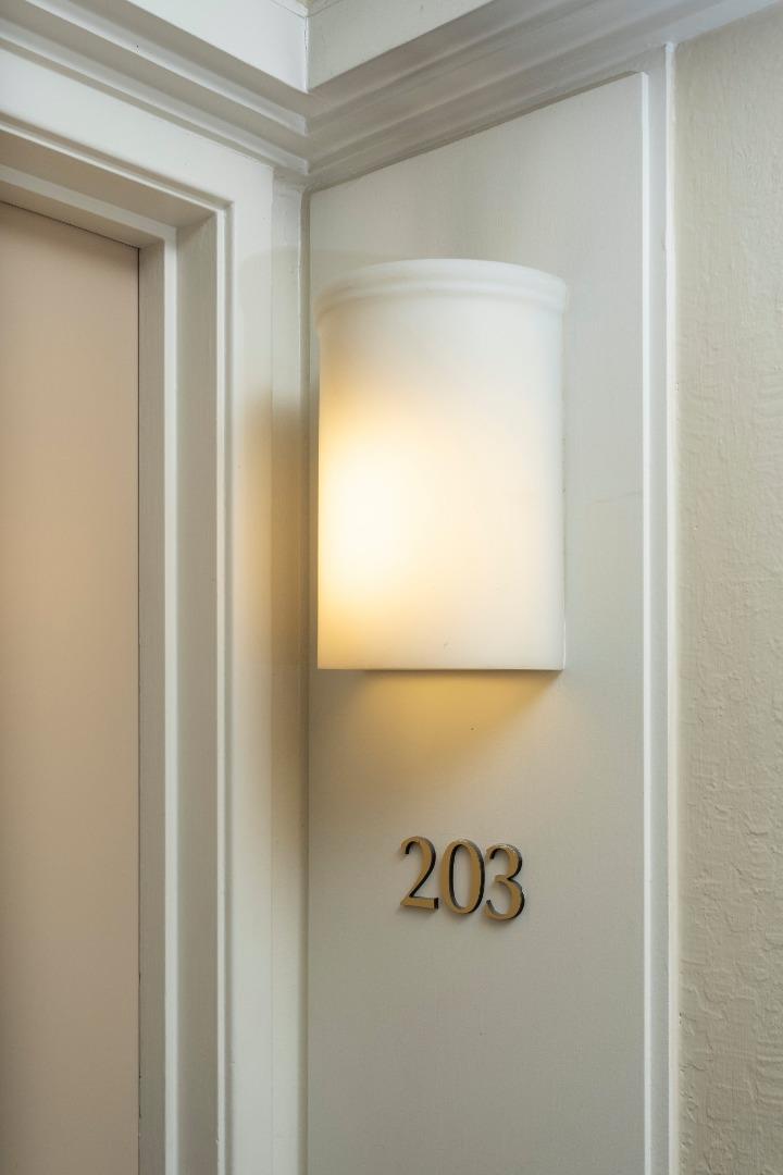 Detail Gallery Image 2 of 20 For 902 Peninsula Ave #203,  San Mateo,  CA 94401 - 0 Beds | 1 Baths