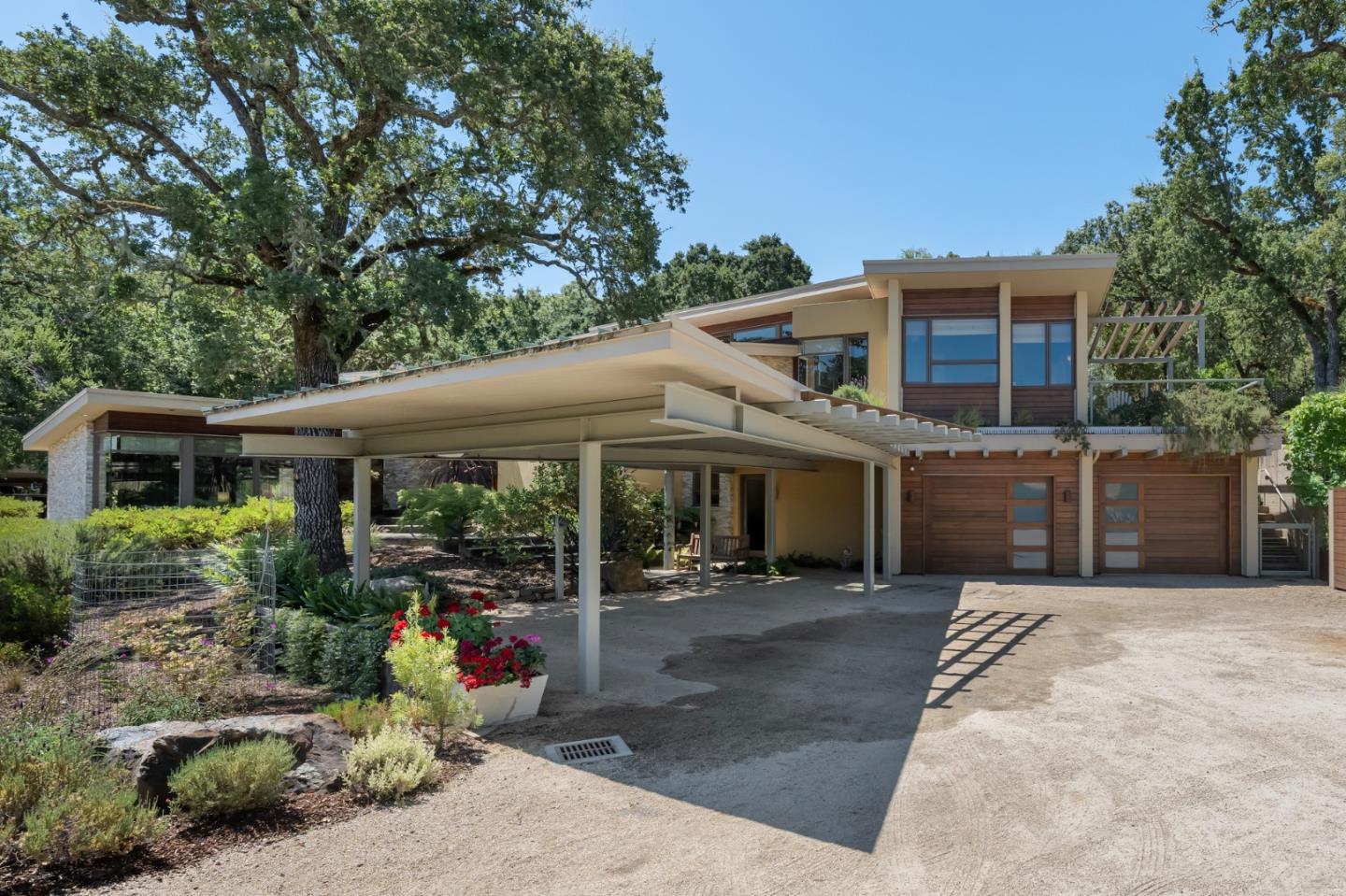 Detail Gallery Image 1 of 1 For Buck Meadow Dr, Portola Valley,  CA 94028 - 4 Beds | 3/1 Baths